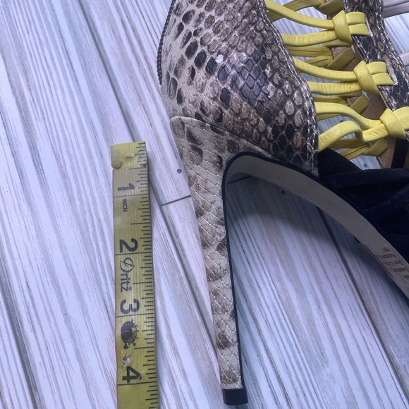 Steve Madden Sleik Sandals size 8 - Picture 13 of 13